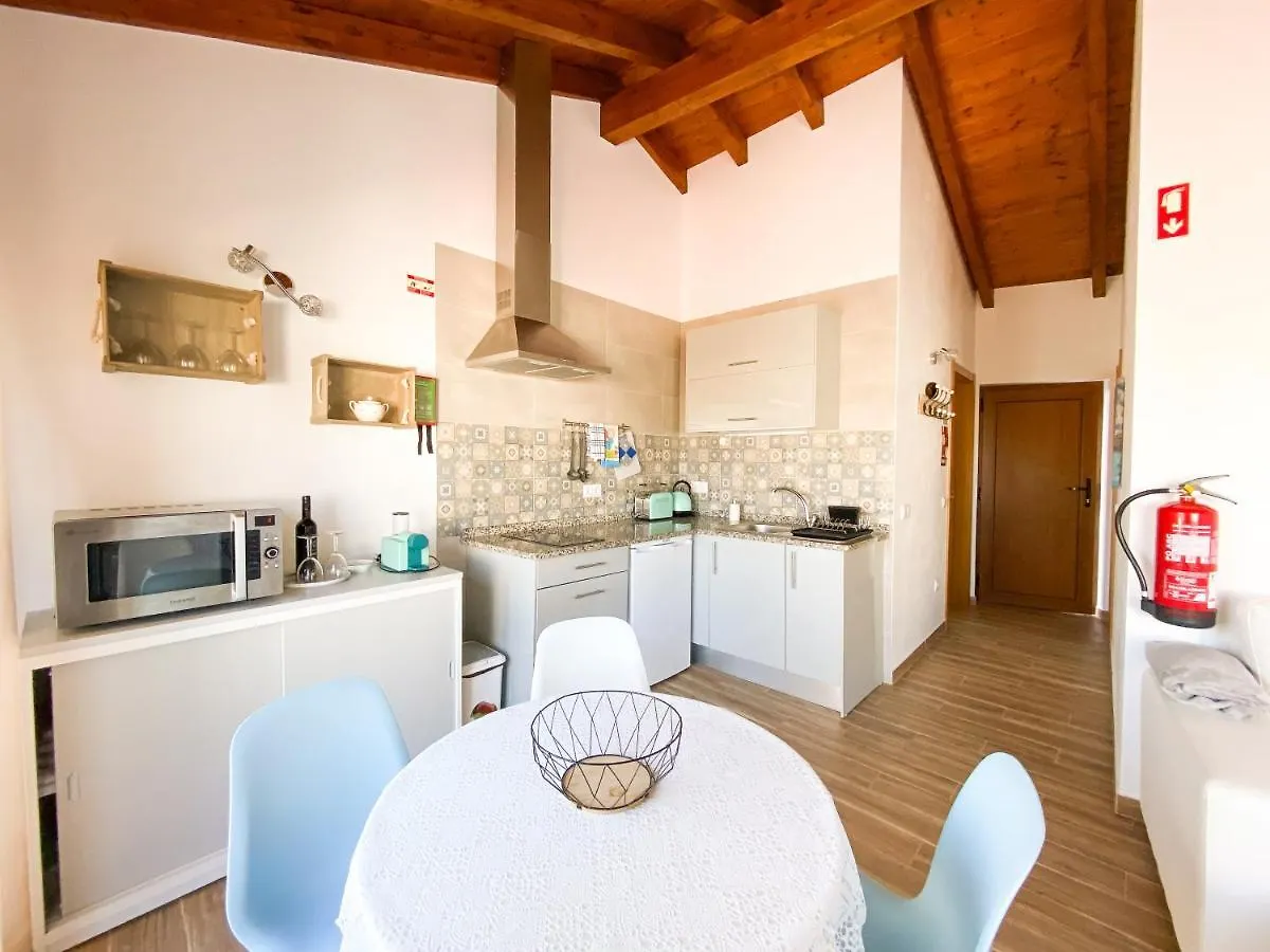 Casa Do Sapateiro - No Centro Historico De Aljezur Villa Tatil Evi